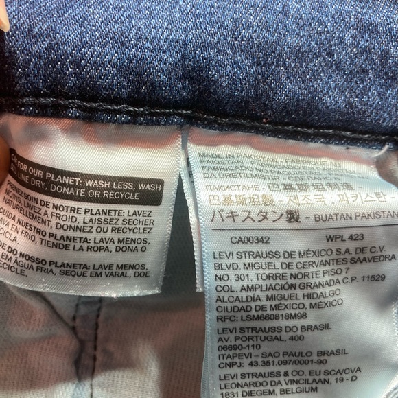 Levi’s 541 Jeans - Picture 5 of 6